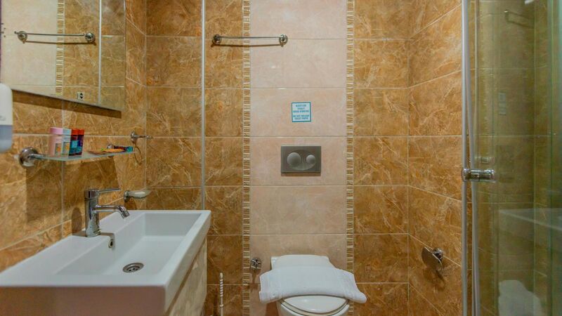 MIA SUITES HOTEL - SPA DELUXE