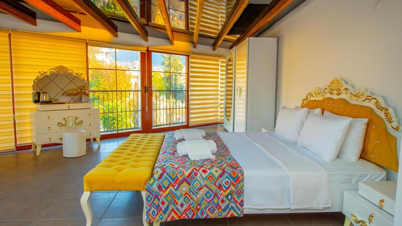 MIA SUITES HOTEL - SPA DELUXE