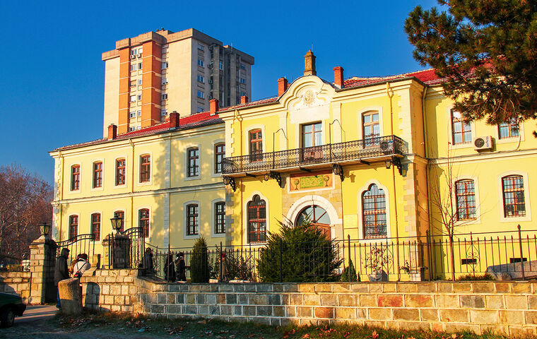 İZMİR`DEN UÇAKLA BALKAN TURU V.I.P.